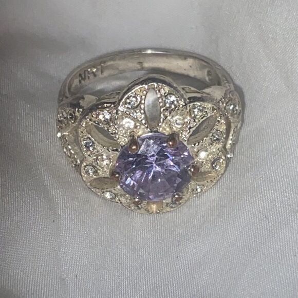Gorgeous Purple & White Stone Sterling Silver Ring size 6 - Picture 6 of 10
